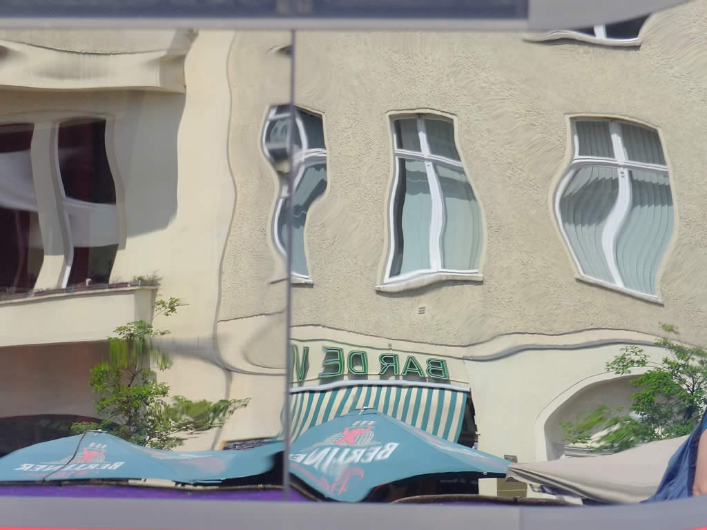 DSC8333, Reflections, Spree - FriedrichStr, Berlin