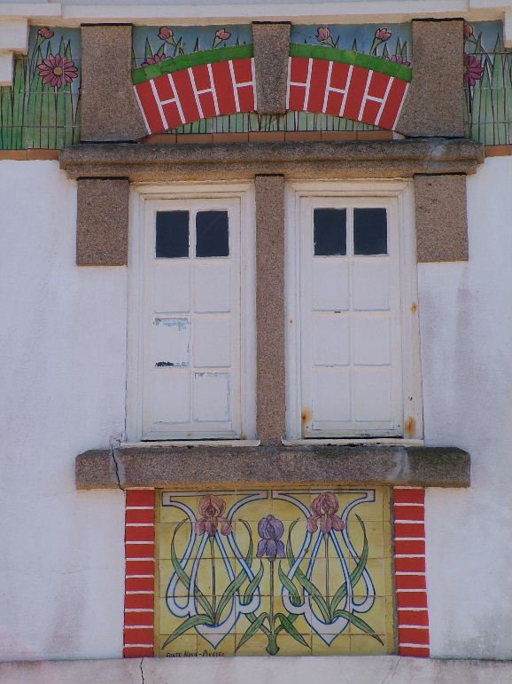 Photo: Granja Railway Station