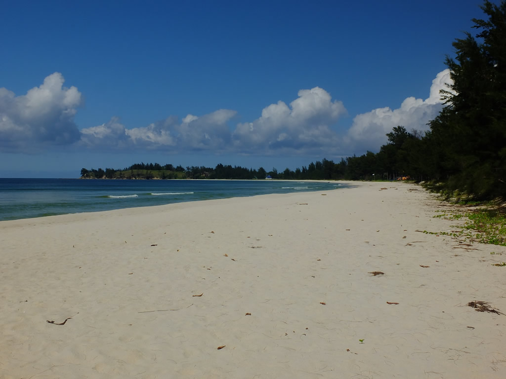 DSCF0031: Tip of Borneo  