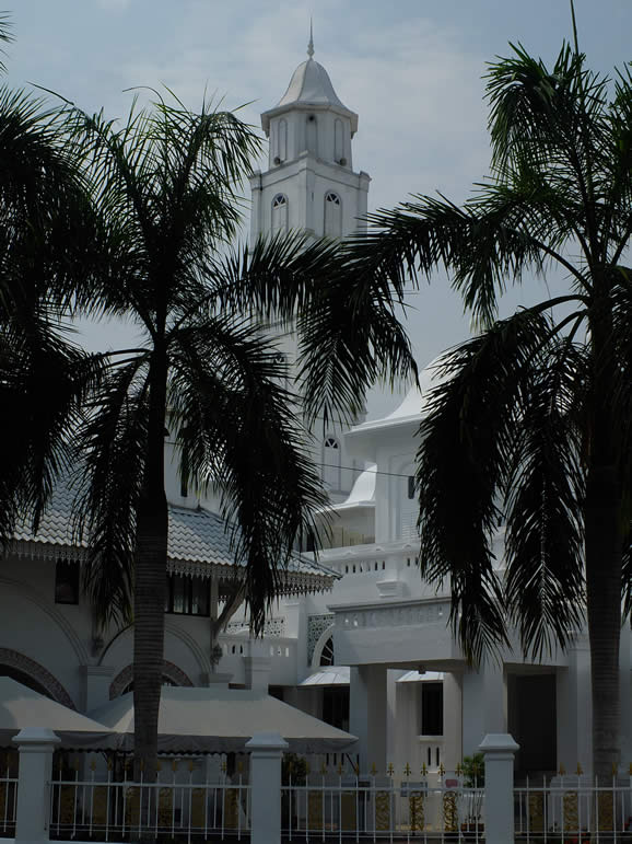 DSCF4593: Zainal Abidin Mosque, Kuala Terengganu